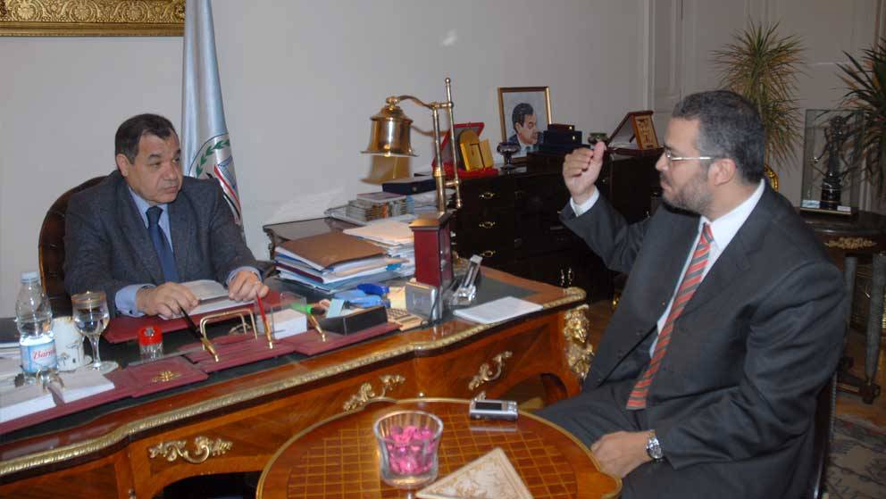 الرئيسية 52 ضياء السعيد، يسري الجمل، وزير التربية والتعليم المصري 2 الرئيسية