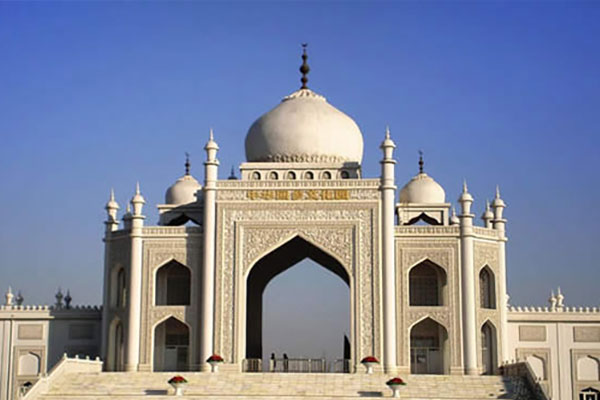 Hui Mosque in Ningxia Ningxia China منارات مضئية في آسيا