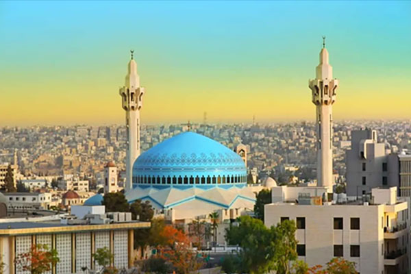 King Abdullah I Mosque in Jordan منارات مضئية في آسيا