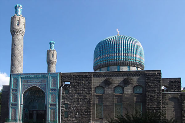 Saint Petersburg Mosque St. Petersburg Russia منارات مضئية في آسيا